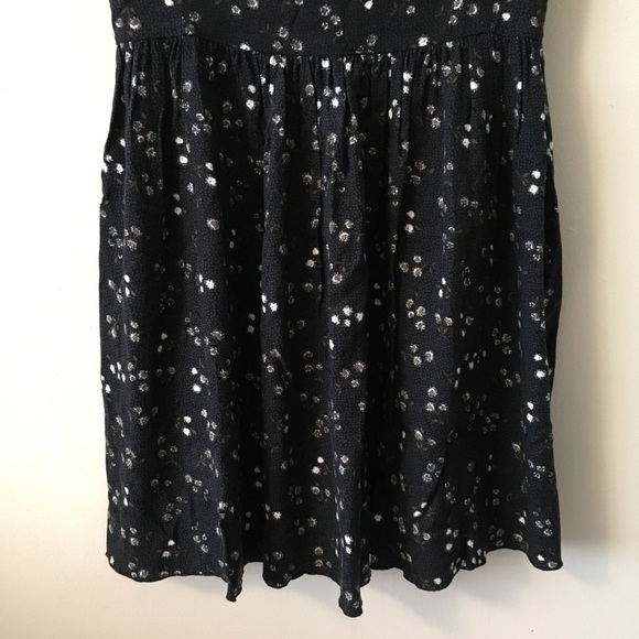 Talula Aritzia Oversized Size XXS Floral Dress - Picture 3 of 7